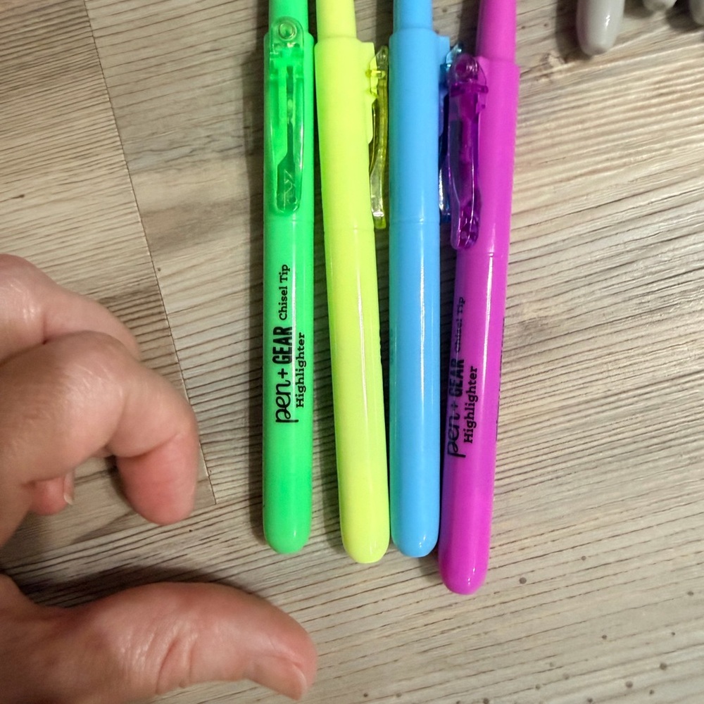 Sharpie Assorted Color Marker Set - Picture 5 of 6
